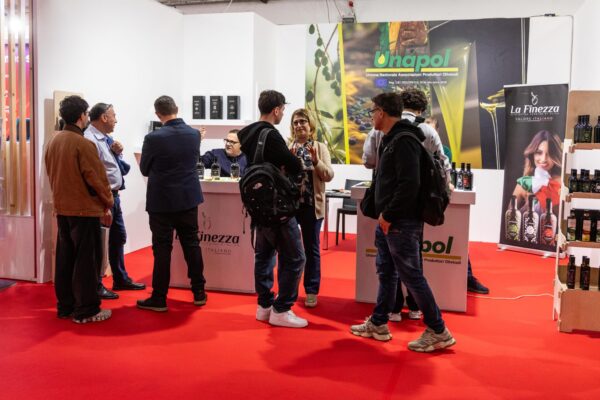 UNAPOL al Gustus (2)